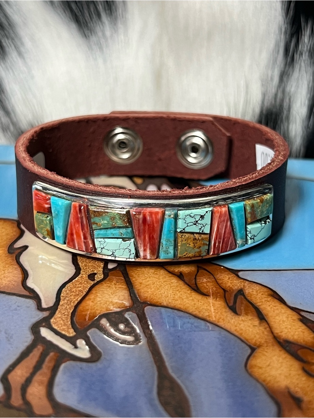 Native American spiny oyster and turquoise inlay leather bracelet